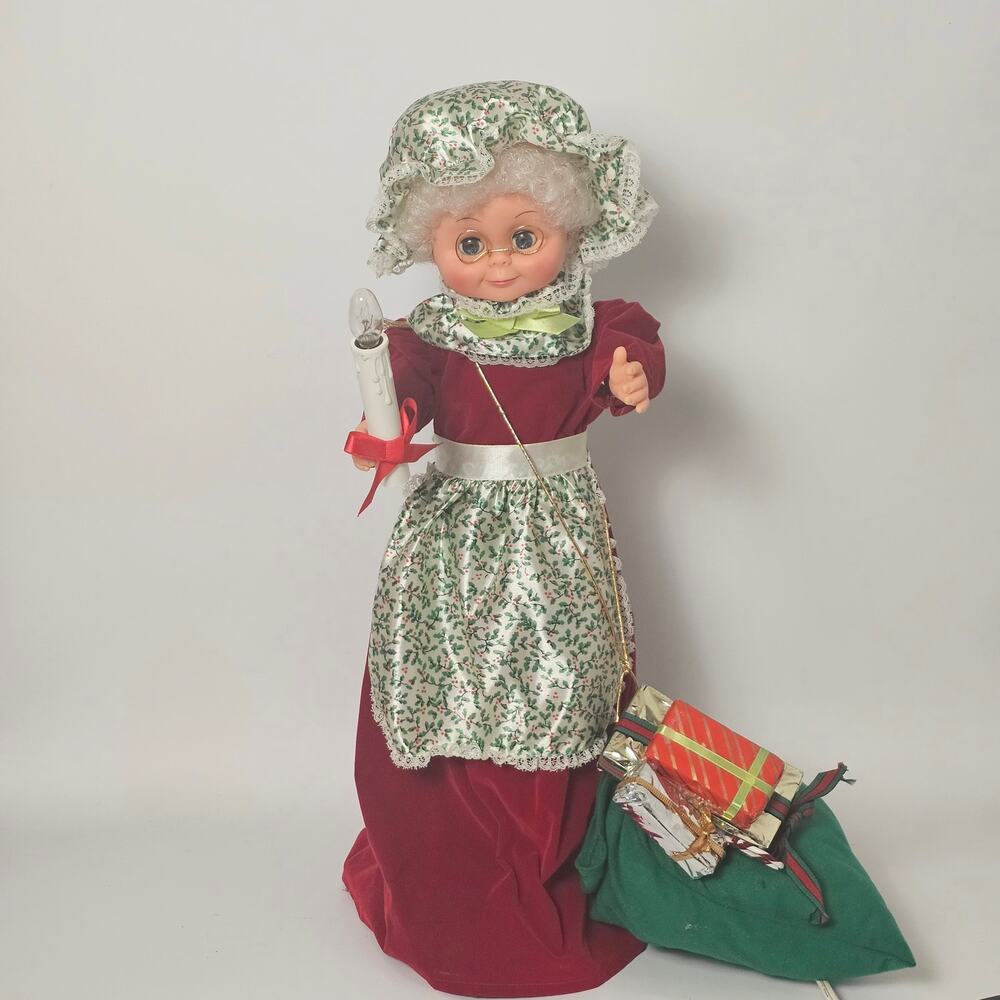 Vintage Rennoc Animated Mrs. Claus Chritmas Decoration 24" x 8"